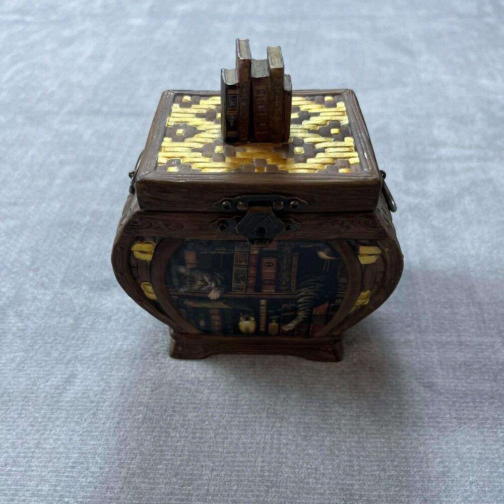 Charles Wysocki Frederick the Literate Music Box Purr-fect Places Cat Books
